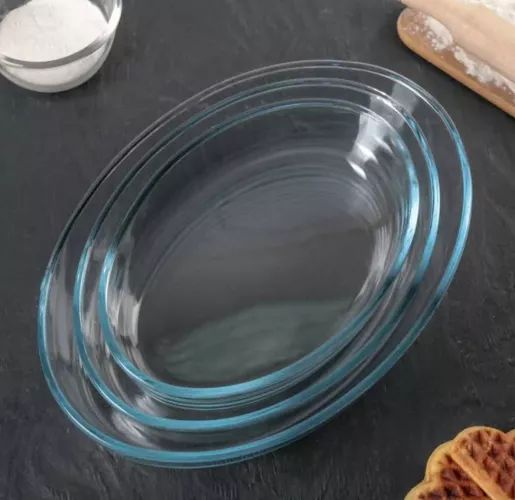 Set 3 Tăvi Yena  din Sticlă Termorezistentă + Mănușă Cuptor CADOU