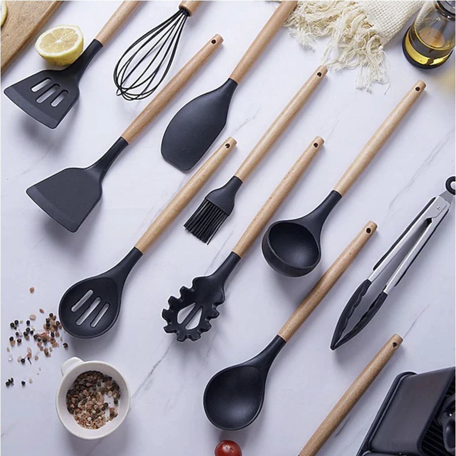 Set 19 ustensile de gatit din silicon , suport si tocator + ascuțitor de cuțite CADOU